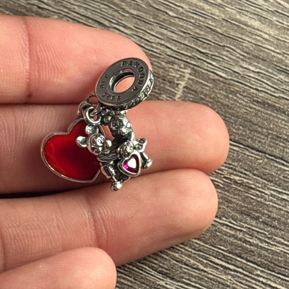 Pandora x Disney Mickey and Minnie Love Heart Dangle Charm